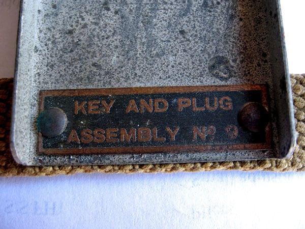 WT 8 Amp No. 2 military key in leg mount (Key and Plug Assembly No. 9)