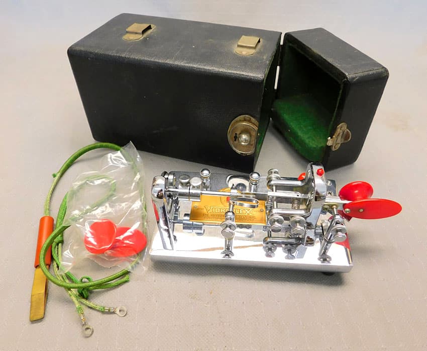 Vibroplex Original Delux bug from 1973 with carrying case which is missing its strap